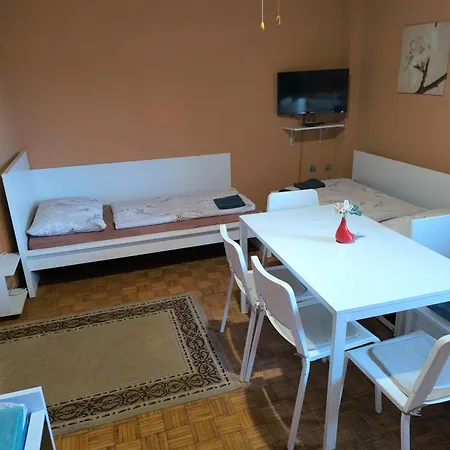 Angelika Guest house