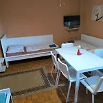 Angelika Guest house